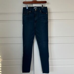 Good American Good Waist Meduim Wash Jeans Size 10/30